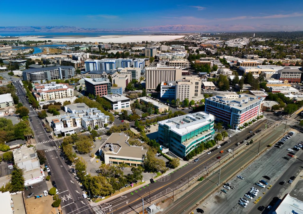 Roofing services in Redwood City, CA